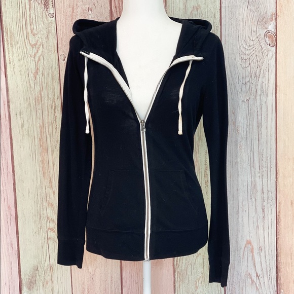 flirtitude Tops - 🔥3/$15🔥5/$20 SALE Flirtitude Junior’s Black Zip Up Hoodie Size Small